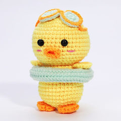The LOOP Brigade: DIY Mini Crochet Plush Toy Complete Kit For Beginners - Mallory the Duck Simple Exclusive