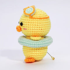 The LOOP Brigade: DIY Mini Crochet Plush Toy Complete Kit For Beginners - Mallory the Duck Simple Exclusive