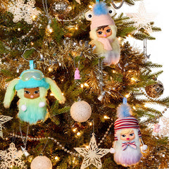 Bratz Bratziez 8" Wintertime Wonderland Seriez Plush Keychain Blind Box