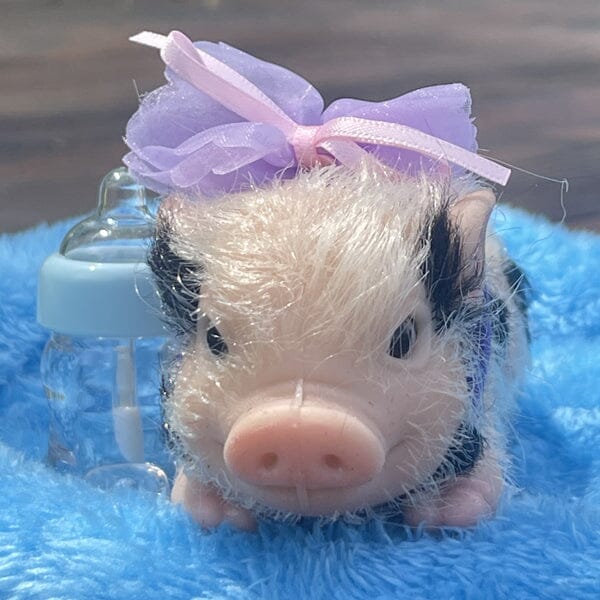 True Heart Treasures Reborn Animals: Patches The Spotted Piglet Realistic Mini Silicone Newborn Baby Pig Simple Showcase 