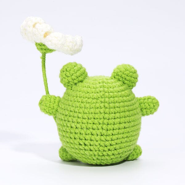 The LOOP Brigade: DIY Mini Crochet Plush Toy Complete Kit For Beginners - Bogart the Frog Simple Exclusive 