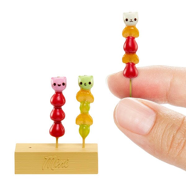 MGA's Miniverse™ - Make It Mini Foods: Cafe Series 4 Mystery Capsule Simple MGA Miniverse 