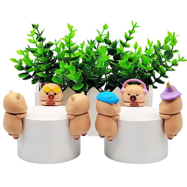 Capybara Huggers: The Phone Hugging Animals Series 3 Collectable Figurine Blind Bag (1pc) Simple Exclusive 