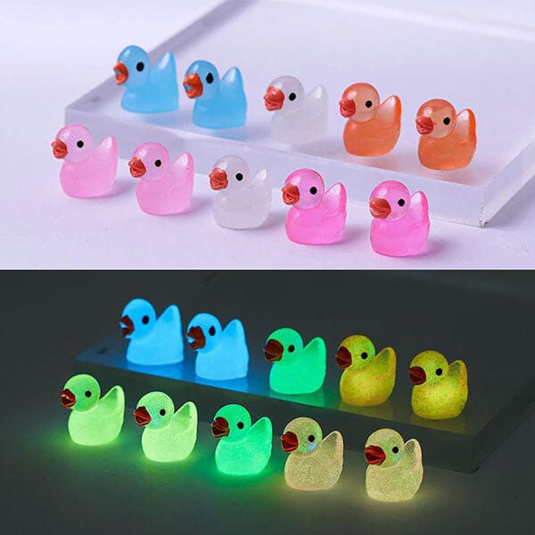 Hide-A-Duck Tiny Glow-In-The-Dark Duck Charms (100pc) Simple Showcase 