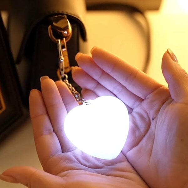 Heart-Shaped Automatic LED Purse Light Keychain Simple Exclusive 