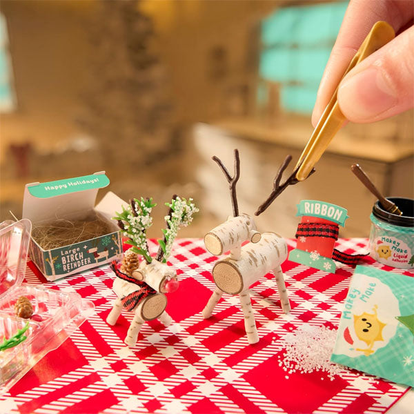 MGA's Miniverse™ - Make It Mini Holiday Mystery Capsule