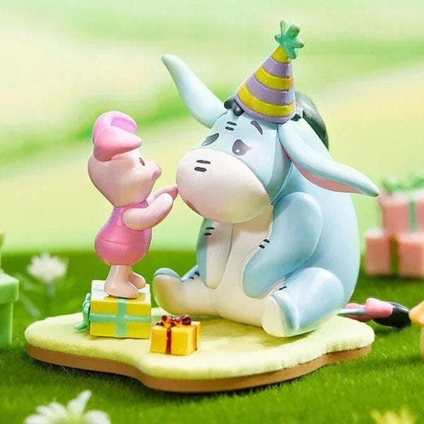 MINISO x Disney: Winnie The Pooh Best Friends Party Series Collectible Figurine Blind Box (1pc) Simple MINISO 