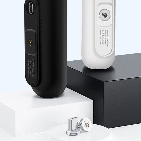 GearWaves: Mini Magnetic 3-in-1 Portable Device Charger Power Bank Simple Showcase 