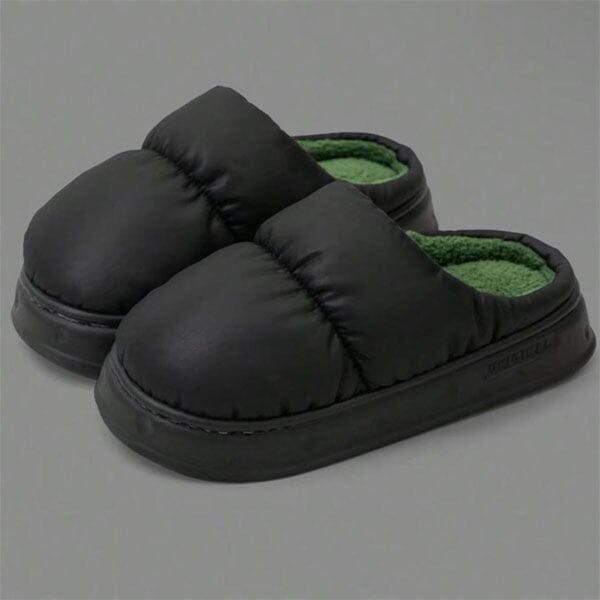 Puffer Slippers Unisex Slides in Black (Multiple Sizes) Simple Showcase 