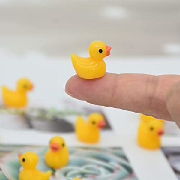Mini Yellow Ducks- 3/4 Inch- Plastic- 100 Pieces Per Display Tub